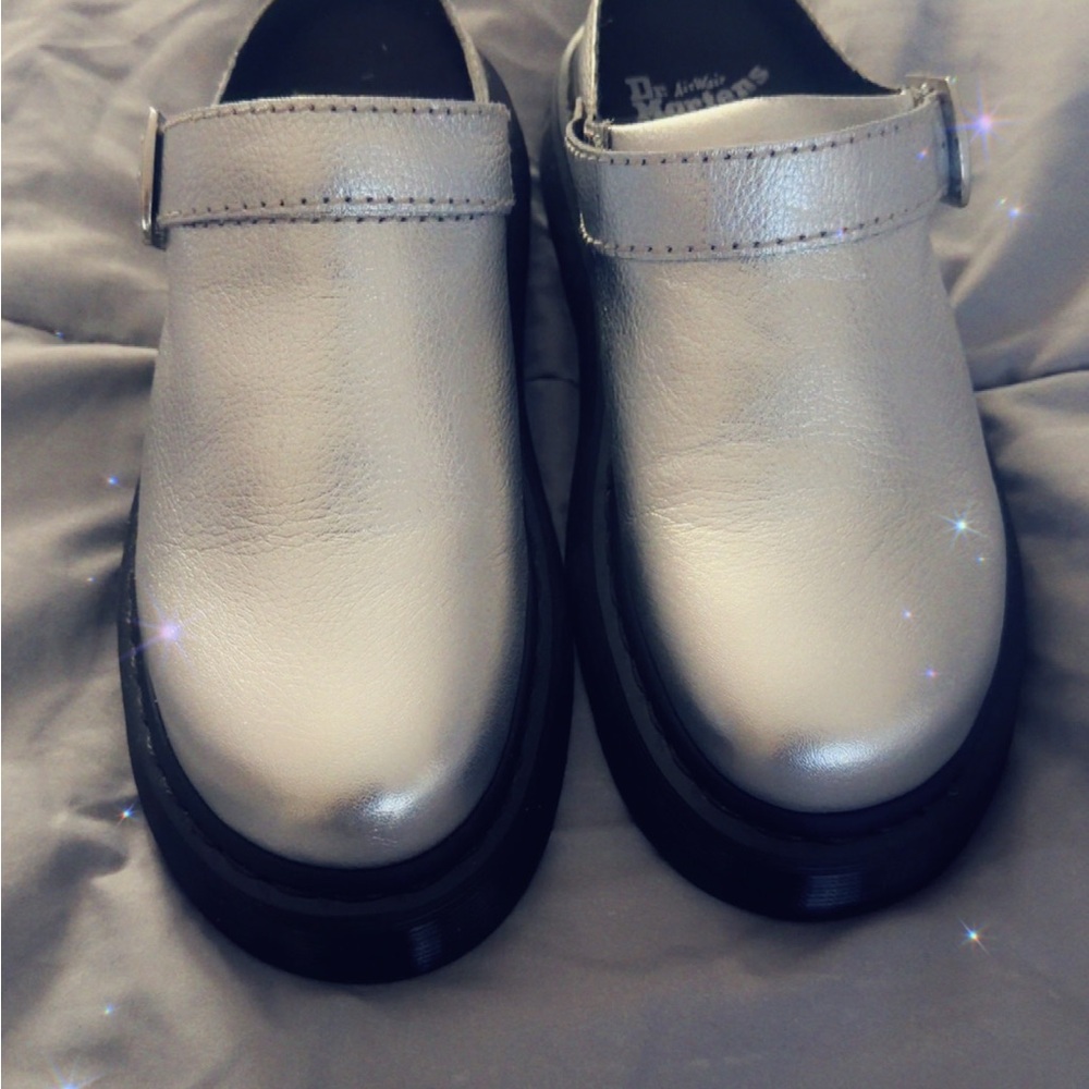 Dr. Martens Silver Flats